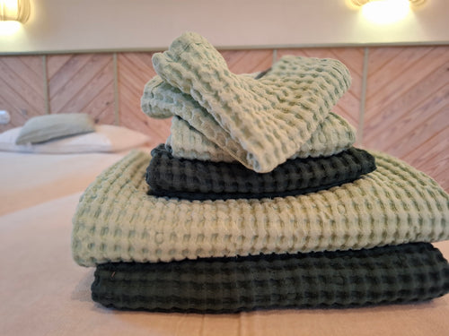 UpRight™ Linen Towel